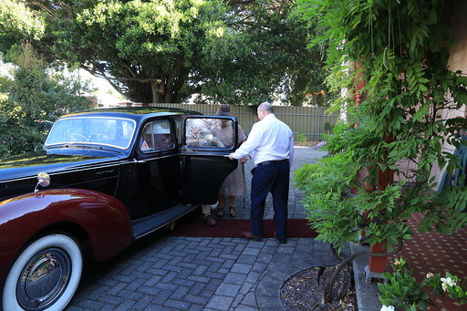 Bernie — wedding car photograph